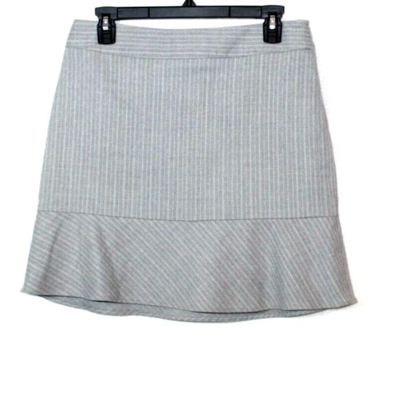 Banana Republic gray pinstripe wool trumpet hem skirt - Picture 1 of 11
